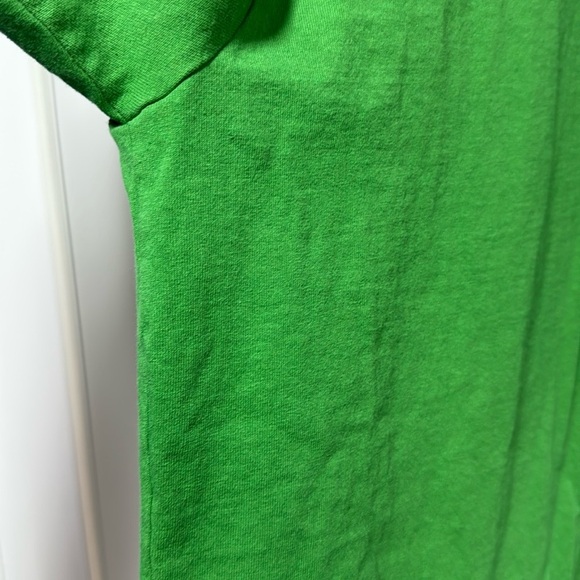 [Apple] EUC Employee Earth Day Shirt - Picture 4 of 4